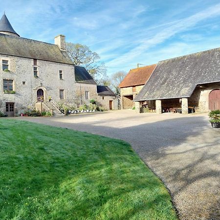 Manoir De La Foulerie Bed & Breakfast Ancteville Bagian luar foto