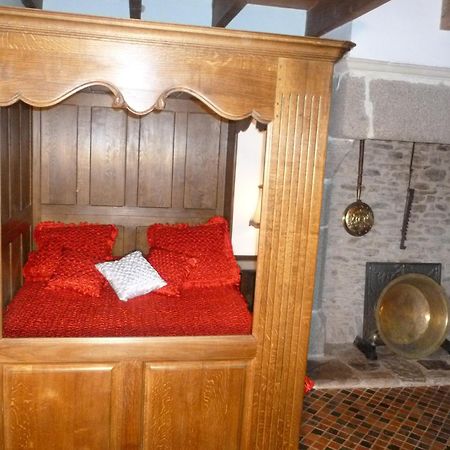 Manoir De La Foulerie Bed & Breakfast Ancteville Bagian luar foto