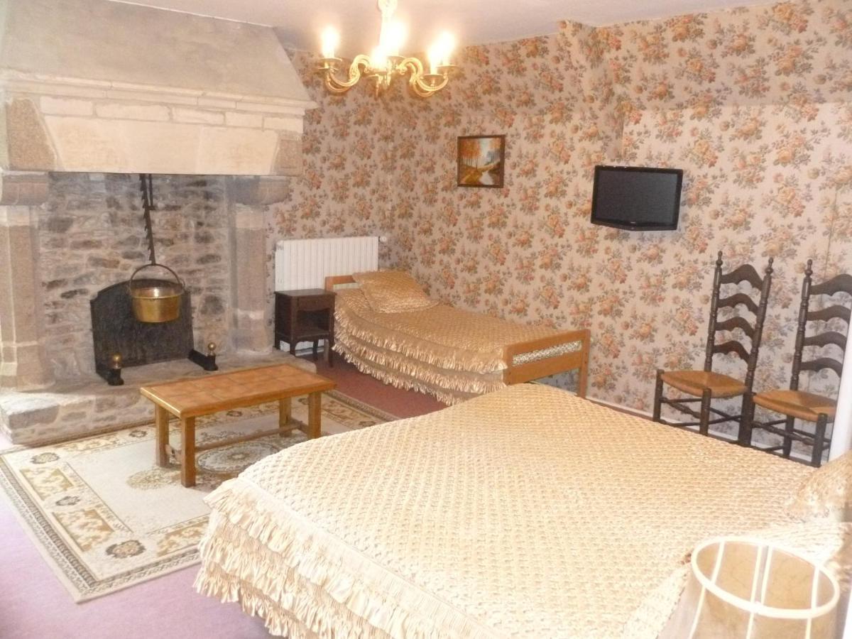 Manoir De La Foulerie Bed & Breakfast Ancteville Bagian luar foto
