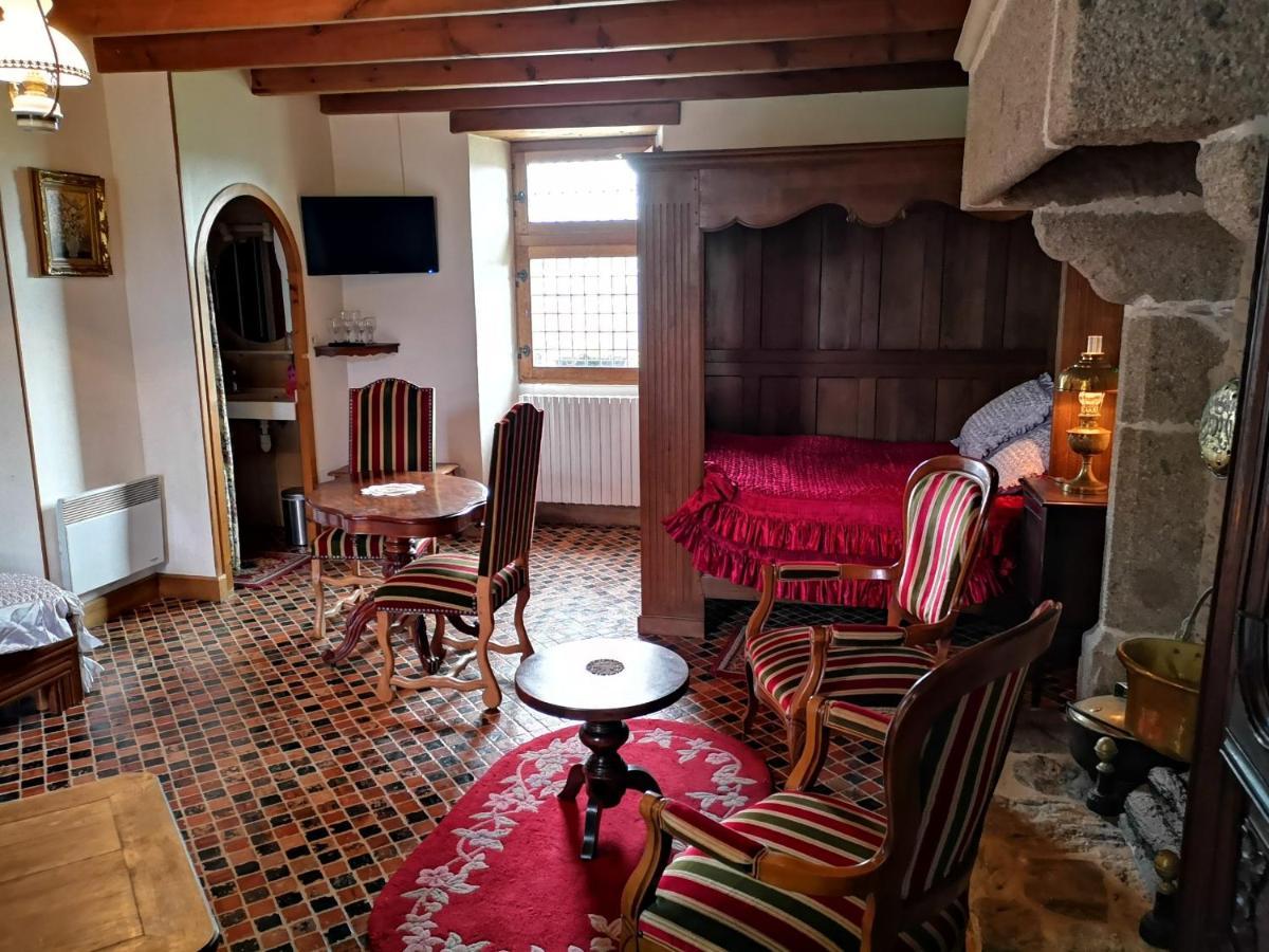 Manoir De La Foulerie Bed & Breakfast Ancteville Bagian luar foto